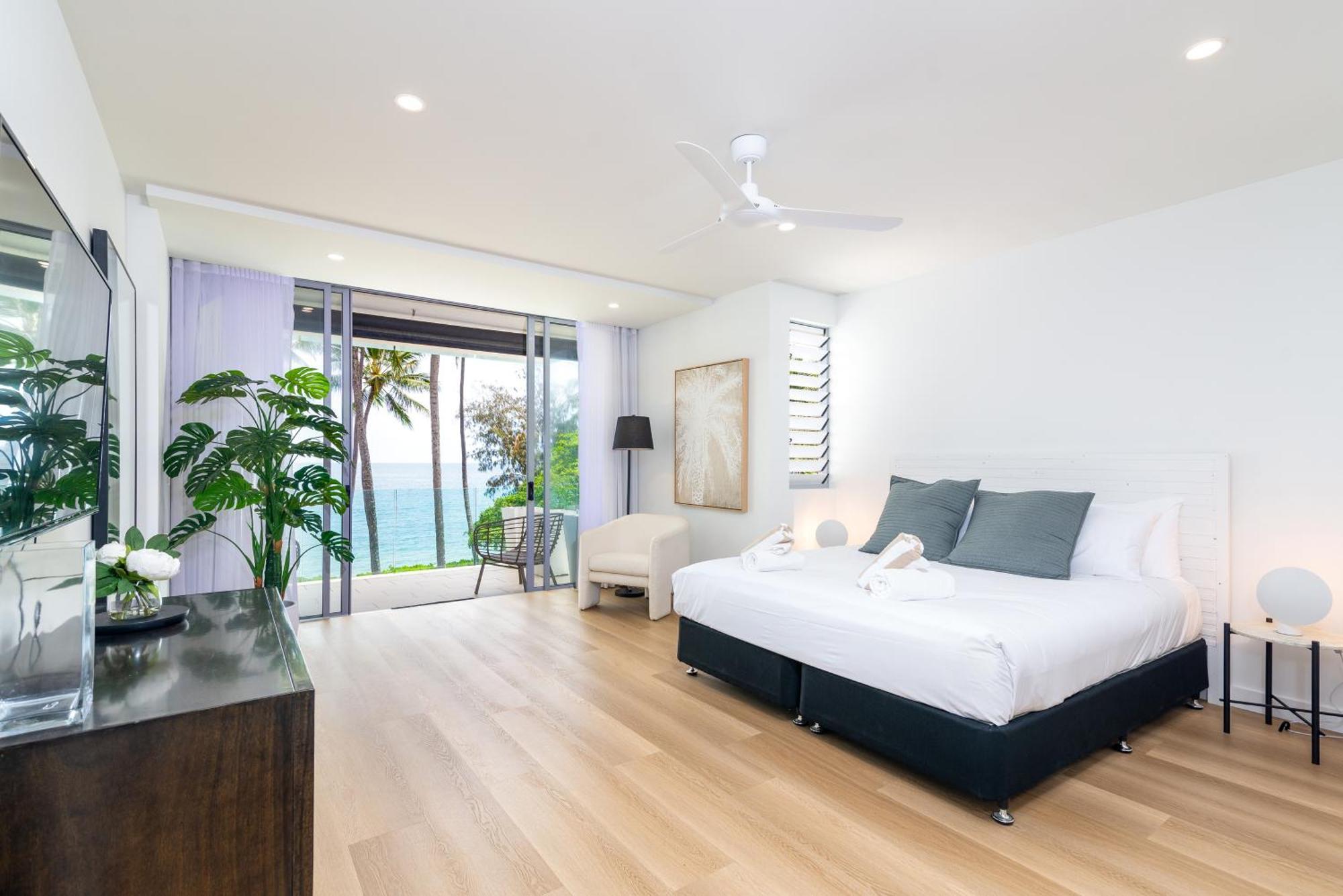 Drift Palm Cove Hotel Bagian luar foto