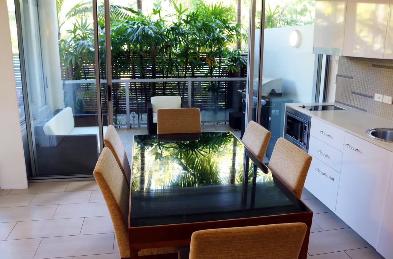 Drift Palm Cove Hotel Bagian luar foto