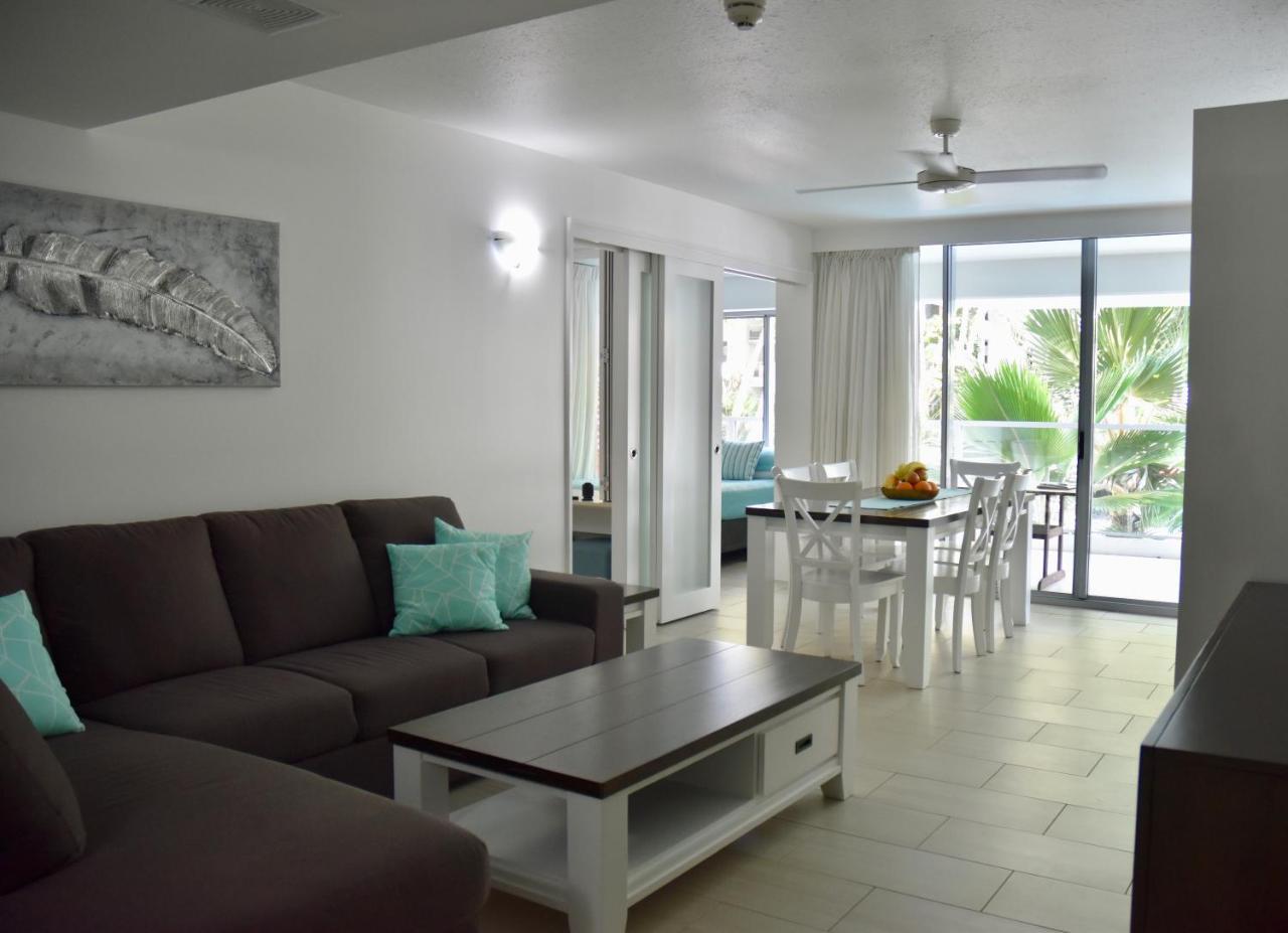 Drift Palm Cove Hotel Bagian luar foto