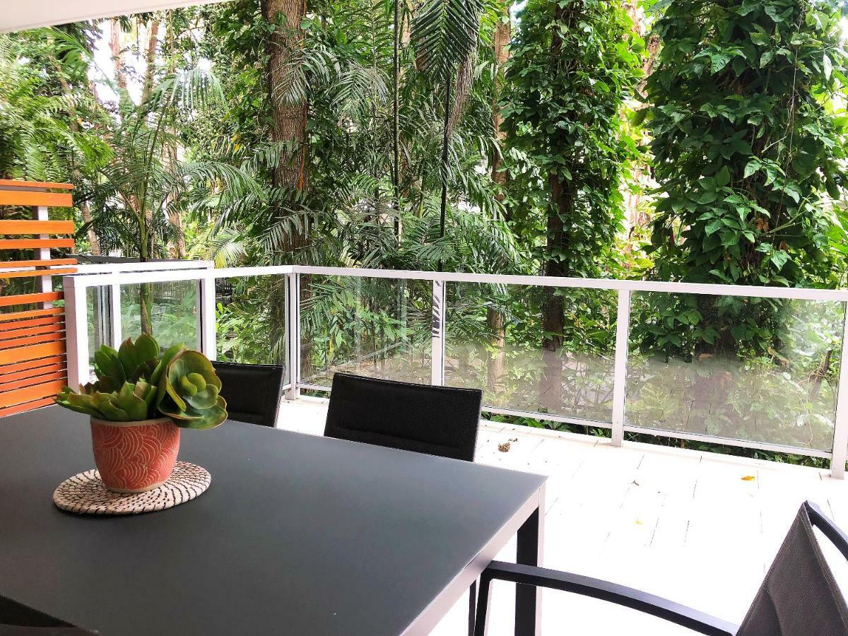 Drift Palm Cove Hotel Bagian luar foto
