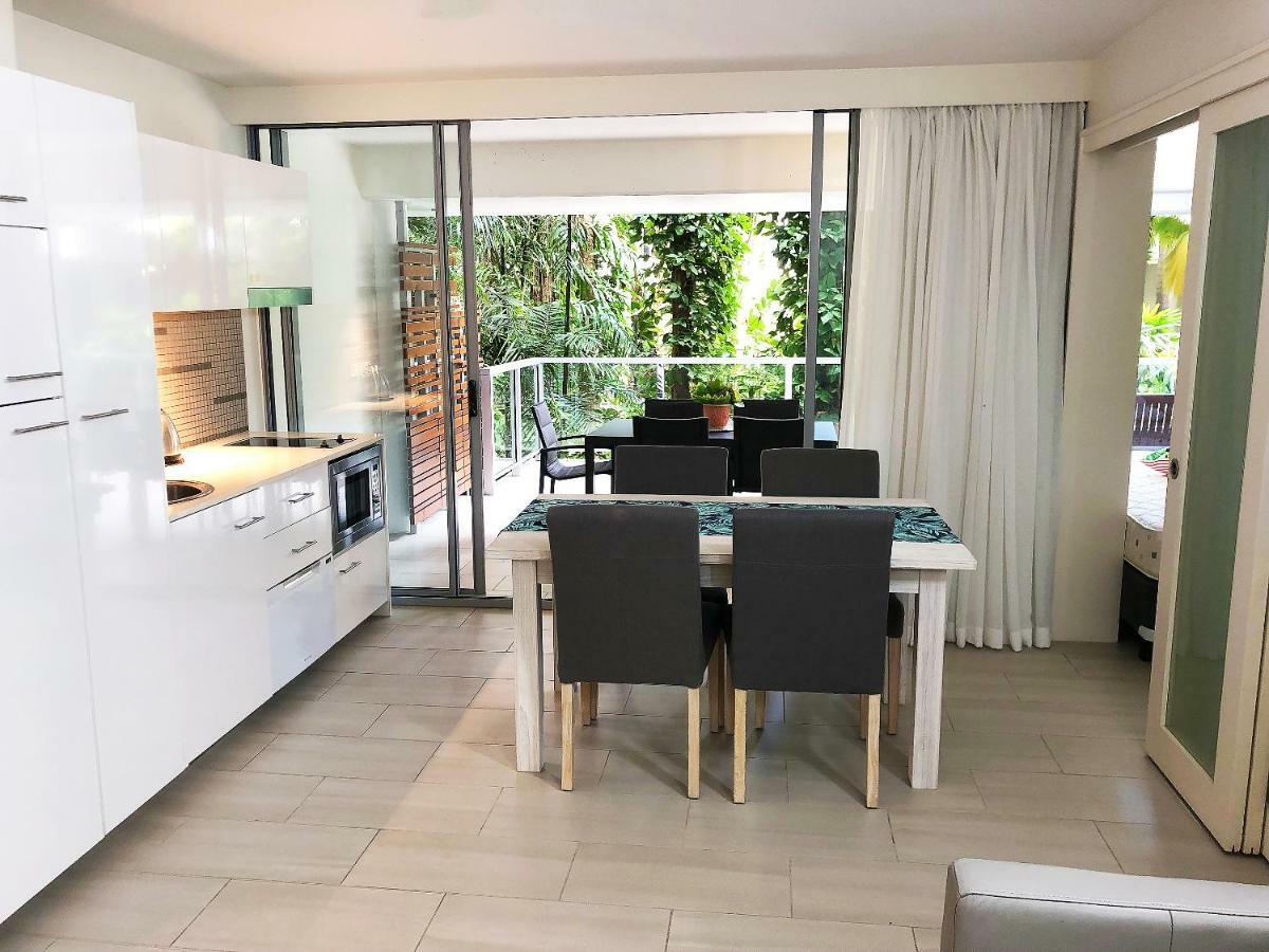 Drift Palm Cove Hotel Bagian luar foto