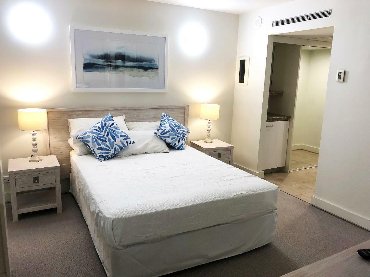 Drift Palm Cove Hotel Bagian luar foto